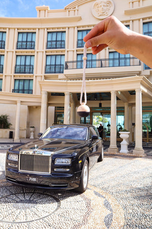 
                  
                    Luxe1Million
                  
                